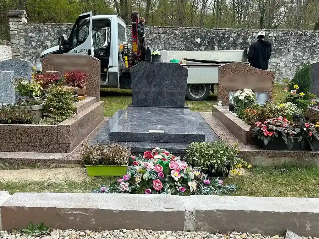 Entretien de pierre tombale à Malesherbes