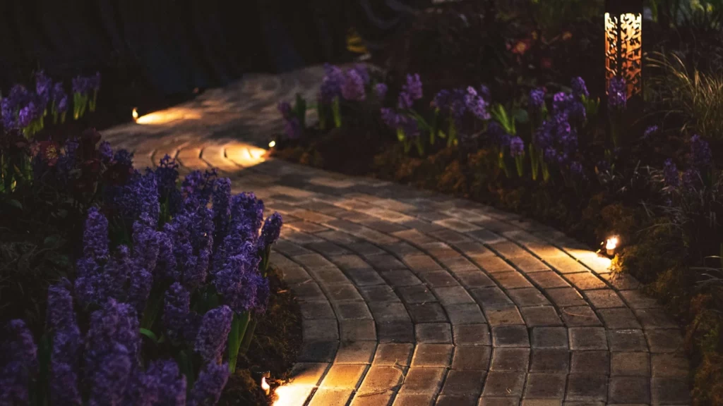 allée dans un jardin à Malesherbes